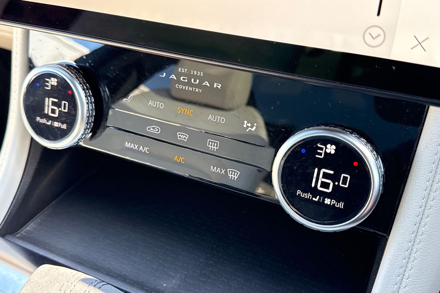 Used Jaguar F-Pace 2022 for sale - 77951758: Photo 19