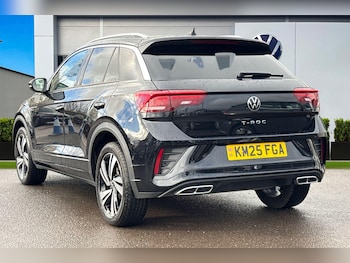 Used Volkswagen T-Roc 2025 for sale - 77706978: Photo