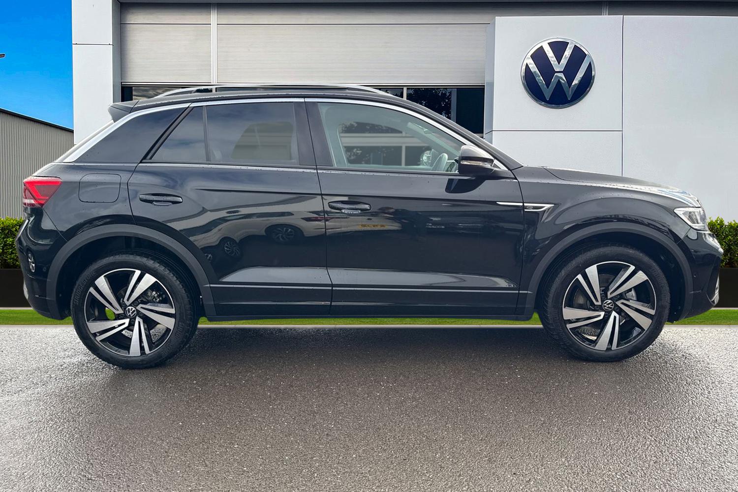 Used Volkswagen T-Roc 2025 for sale - 77706978: Photo 3