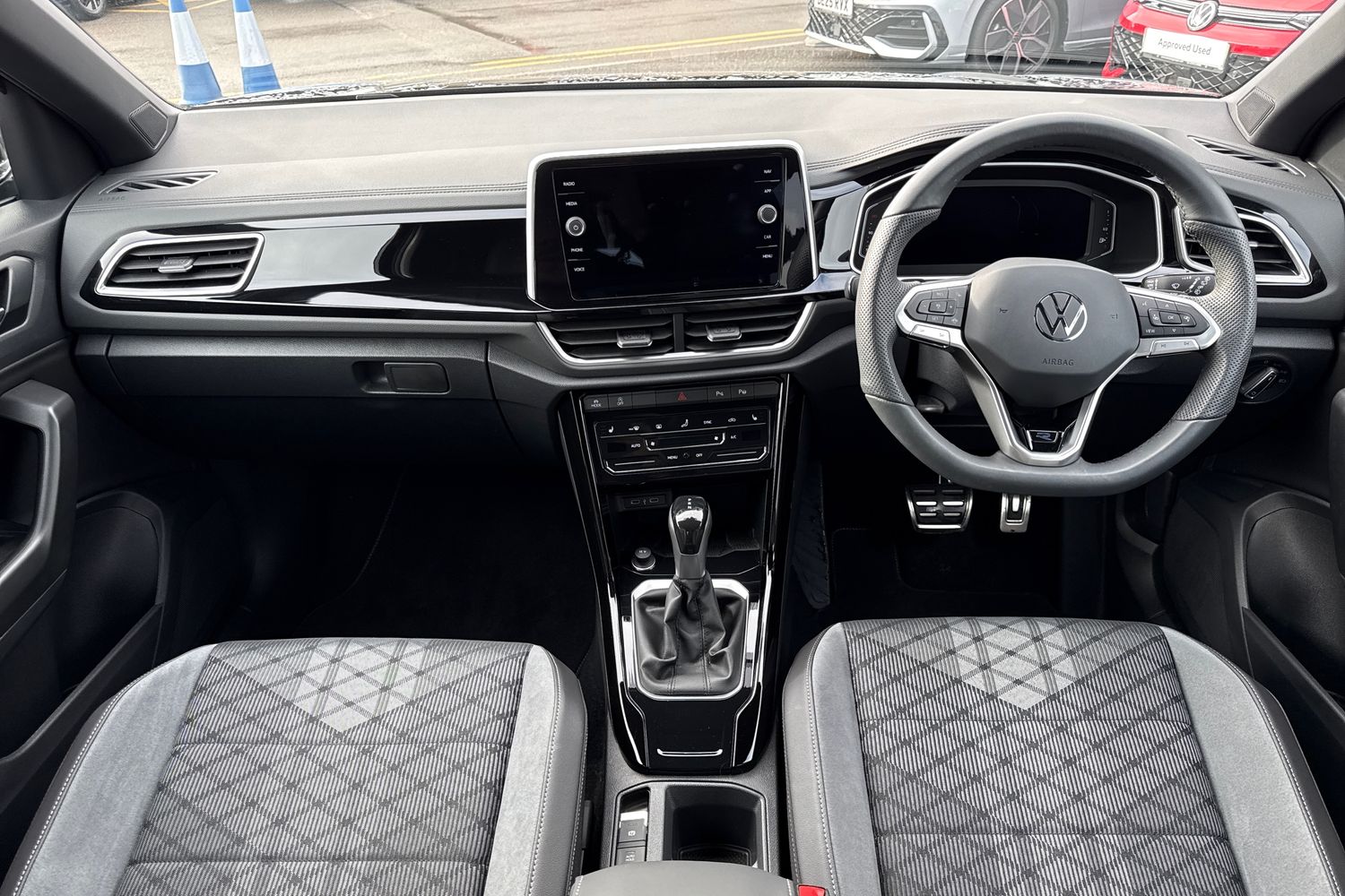 Used Volkswagen T-Roc 2025 for sale - 77706978: Photo 36