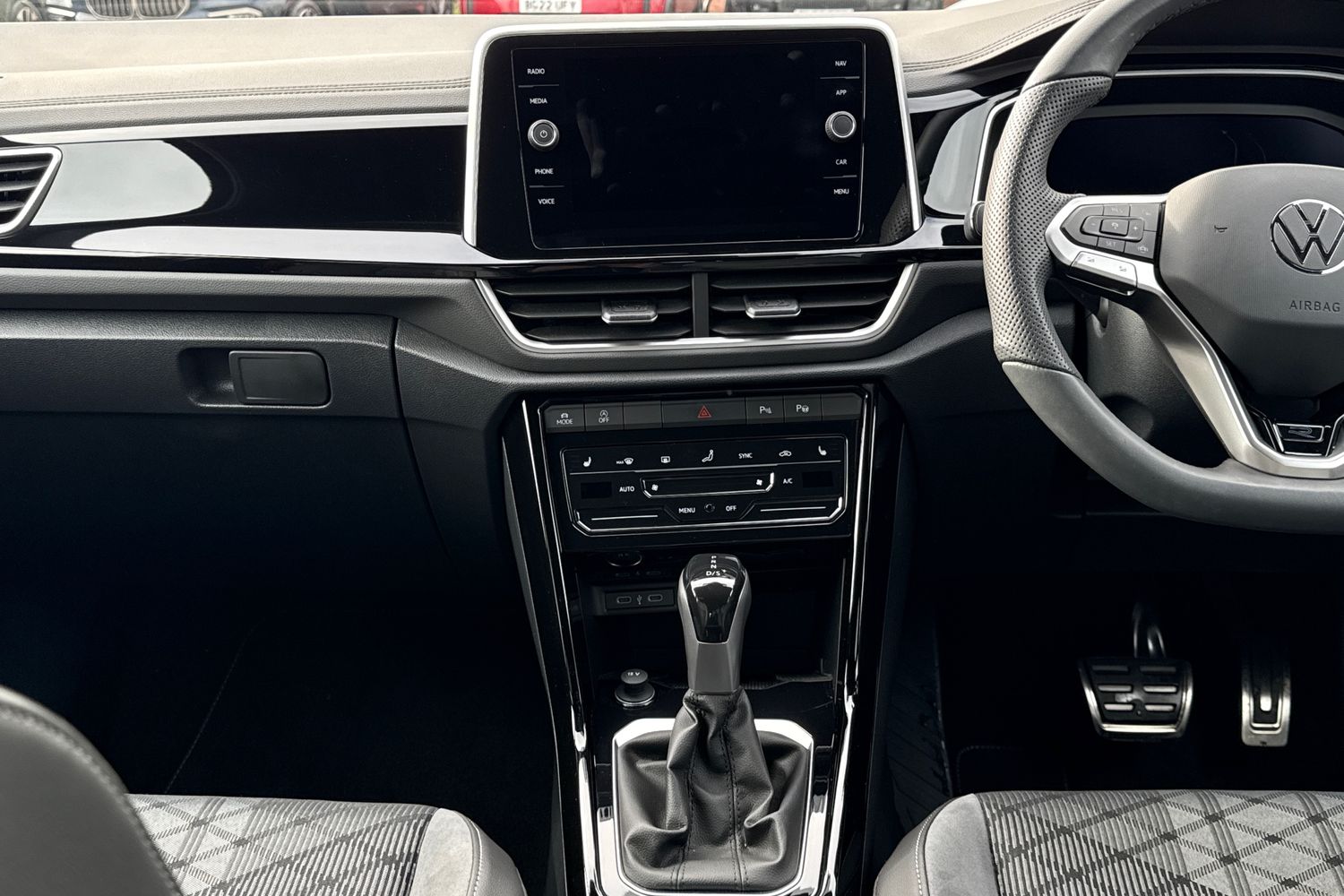 Used Volkswagen T-Roc 2025 for sale - 77706978: Photo 37