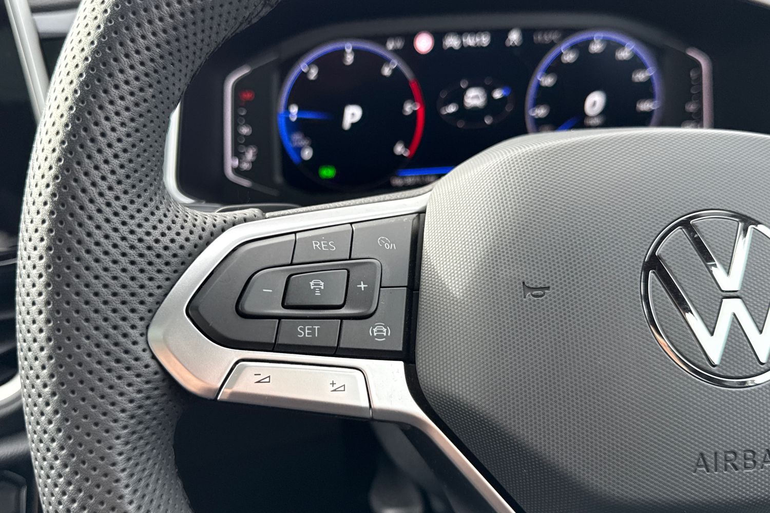 Used Volkswagen T-Roc 2025 for sale - 77706978: Photo 39