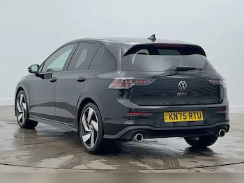 Used Volkswagen Golf 2025 for sale - 77161432: Photo