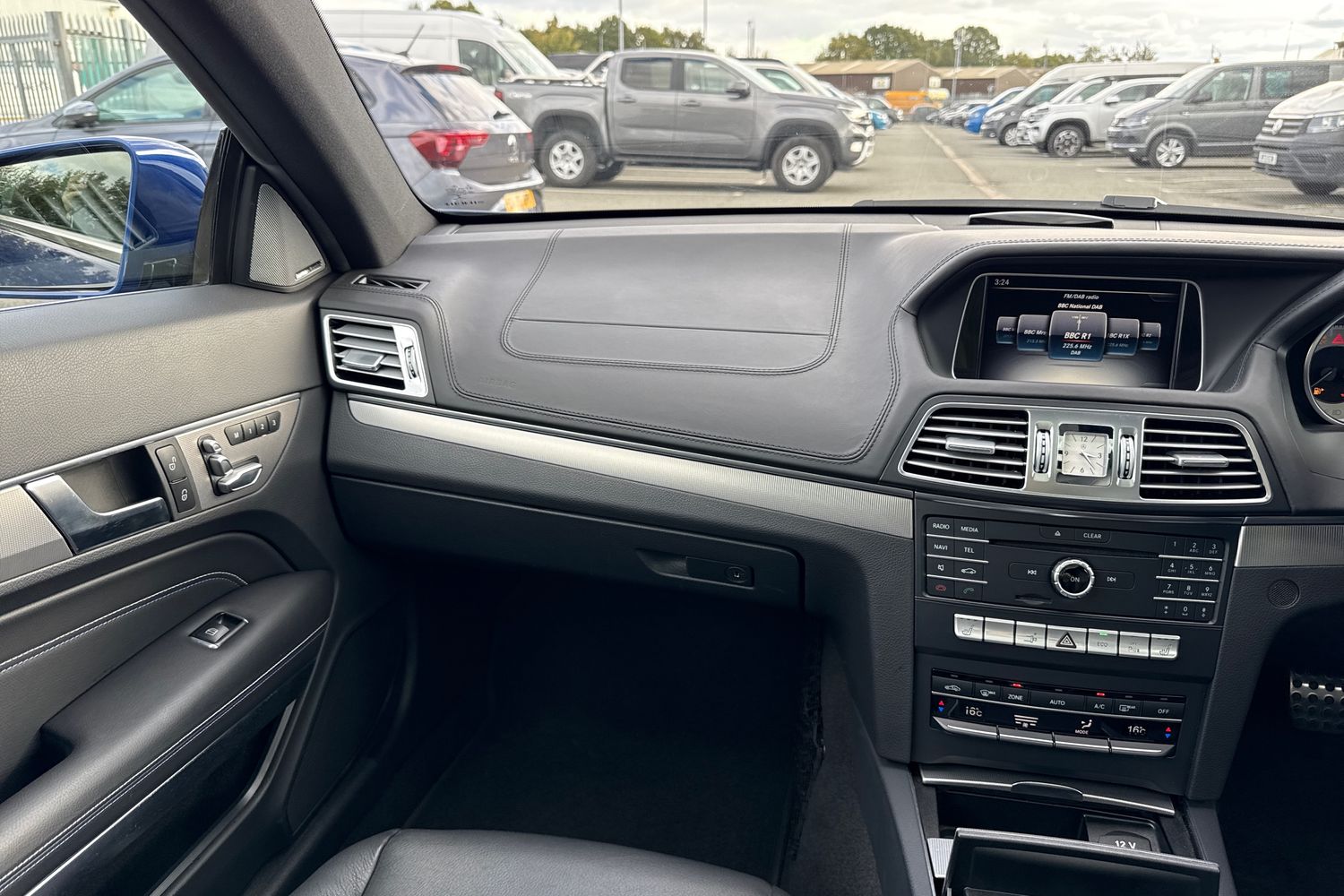 Used Mercedes-Benz E-Class 2016 for sale - 76057542: Photo 20