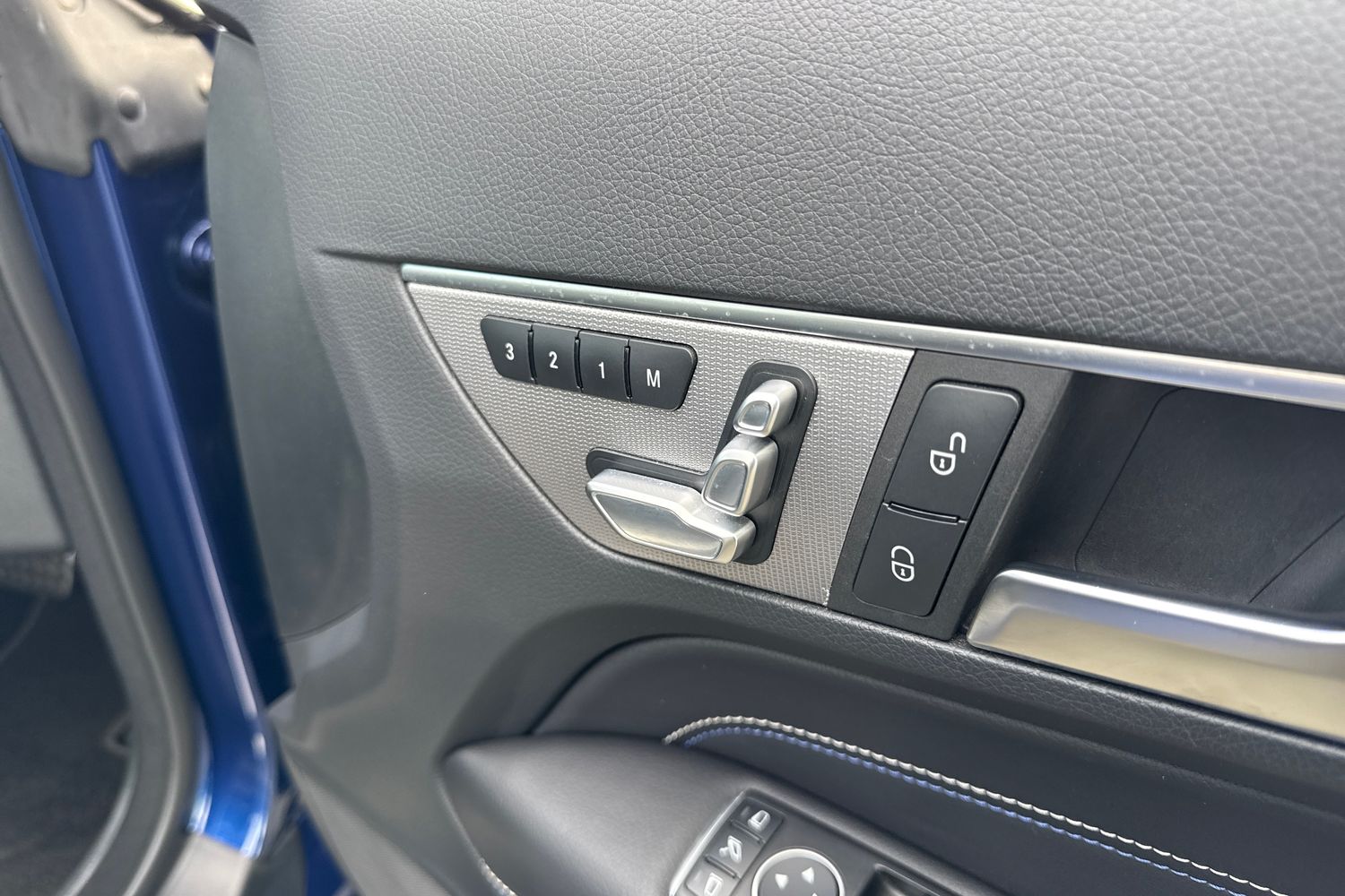 Used Mercedes-Benz E-Class 2016 for sale - 76057542: Photo 37