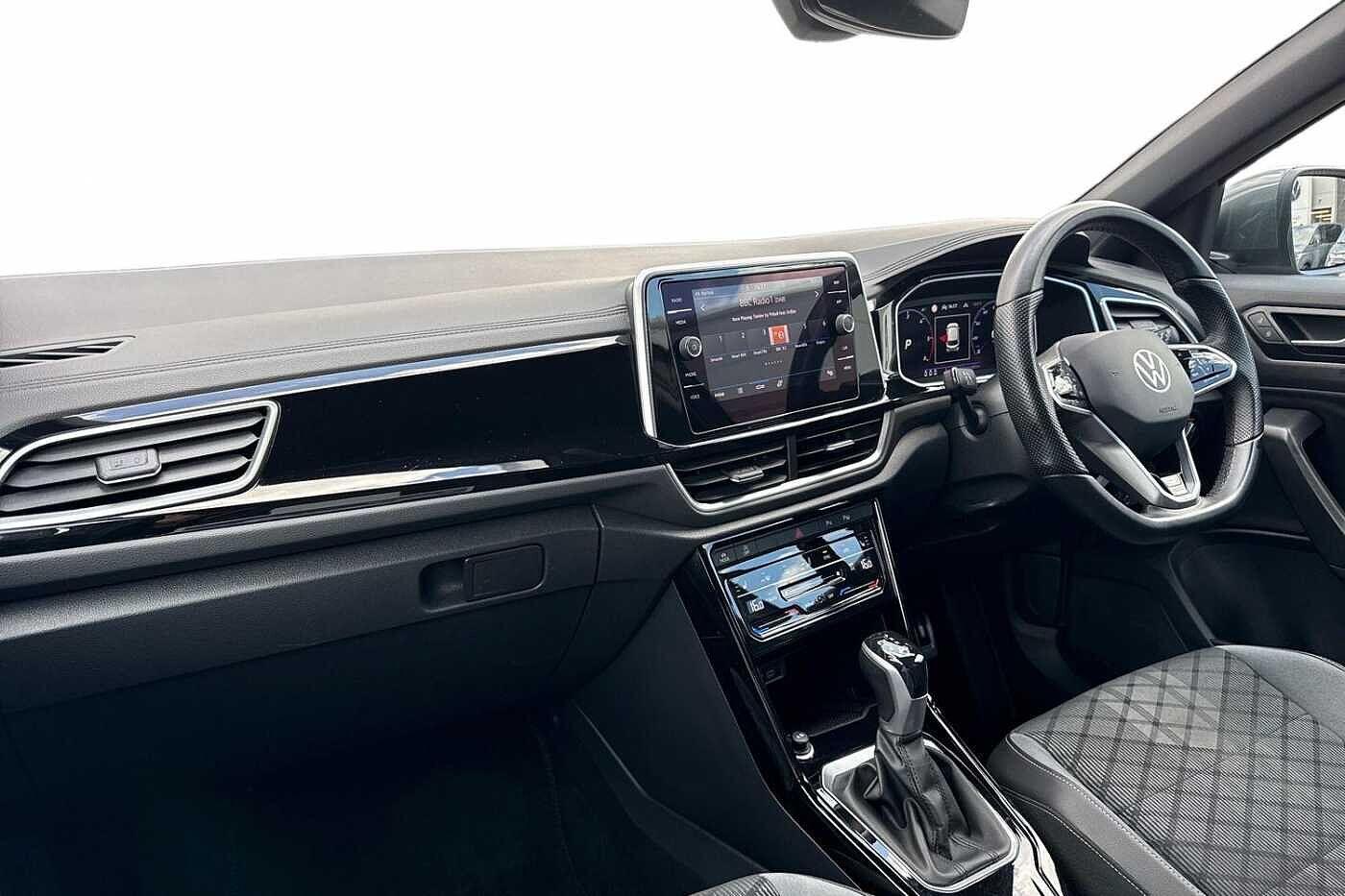 Used Volkswagen T-Roc 2022 for sale - 77820301: Photo 2