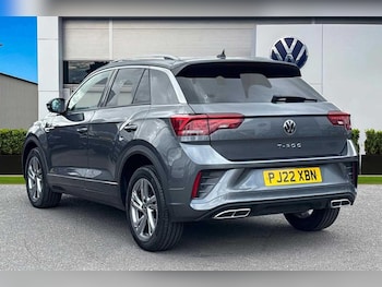 Used Volkswagen T-Roc 2022 for sale - 77820301: Photo