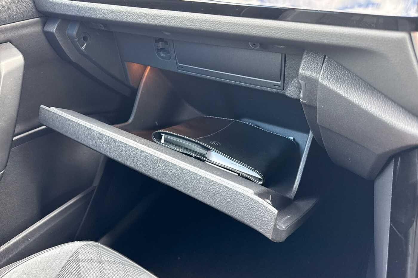 Used Volkswagen T-Roc 2022 for sale - 77820301: Photo 43