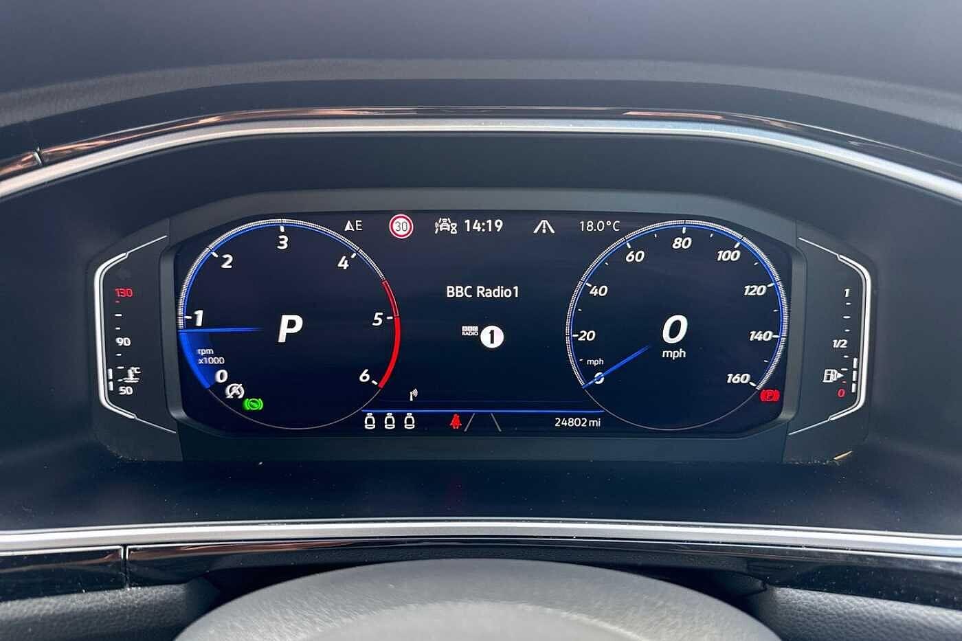 Used Volkswagen T-Roc 2022 for sale - 77820301: Photo 44