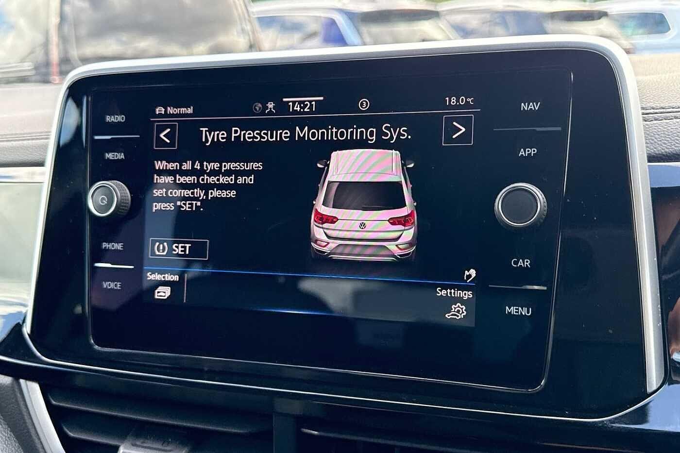 Used Volkswagen T-Roc 2022 for sale - 77820301: Photo 59