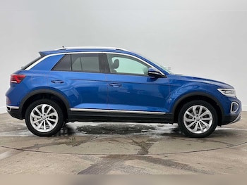 Used Volkswagen T-Roc 2025 for sale - 79606242: Photo