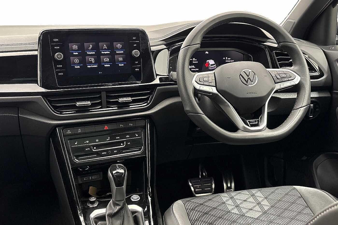 Used Volkswagen T-Roc 2025 for sale - 78177575: Photo 2