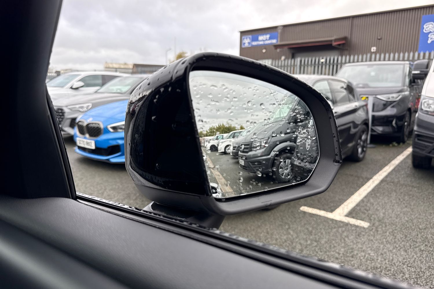 Used Volvo C40 2022 for sale - 76481043: Photo 41