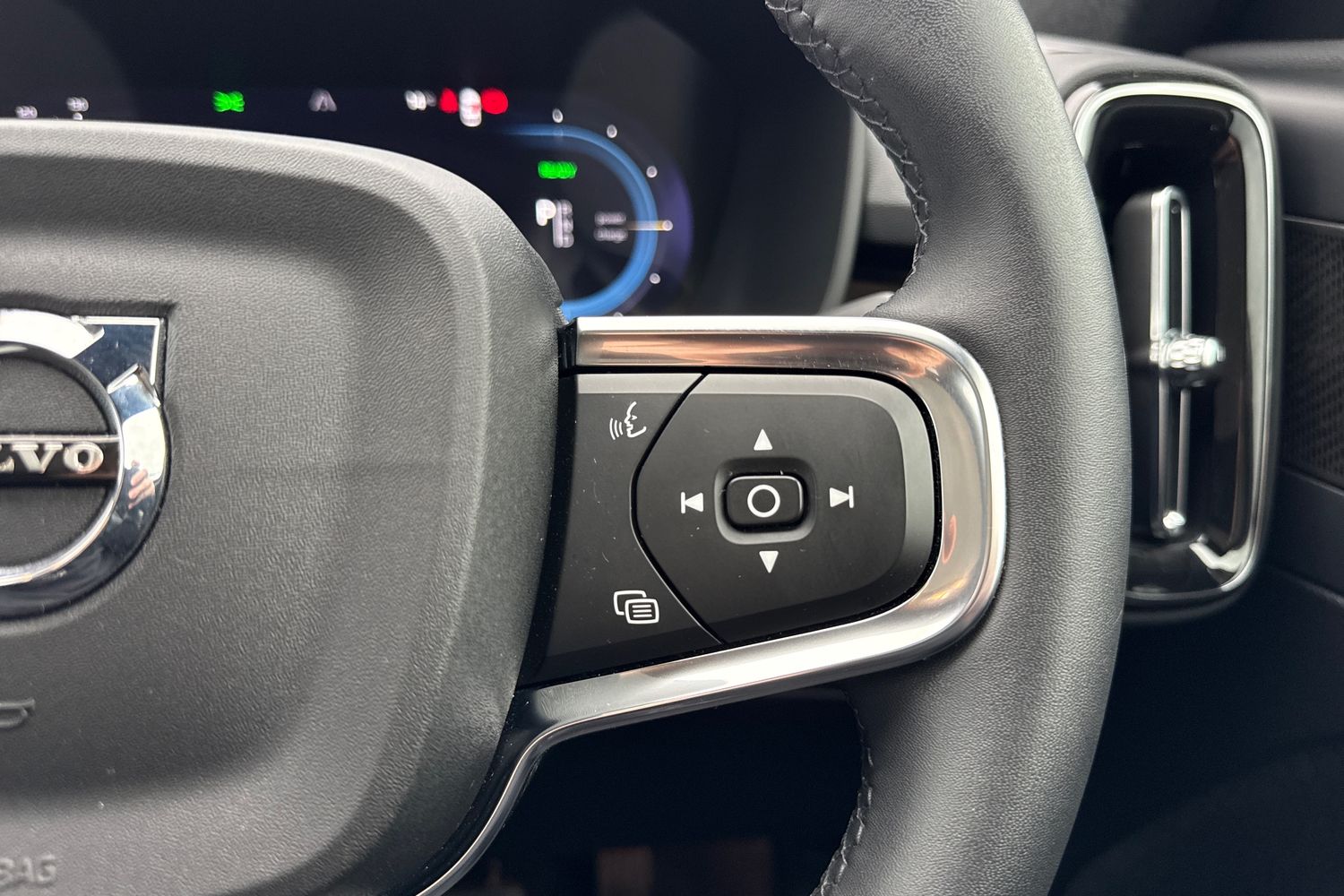 Used Volvo C40 2022 for sale - 76481043: Photo 48