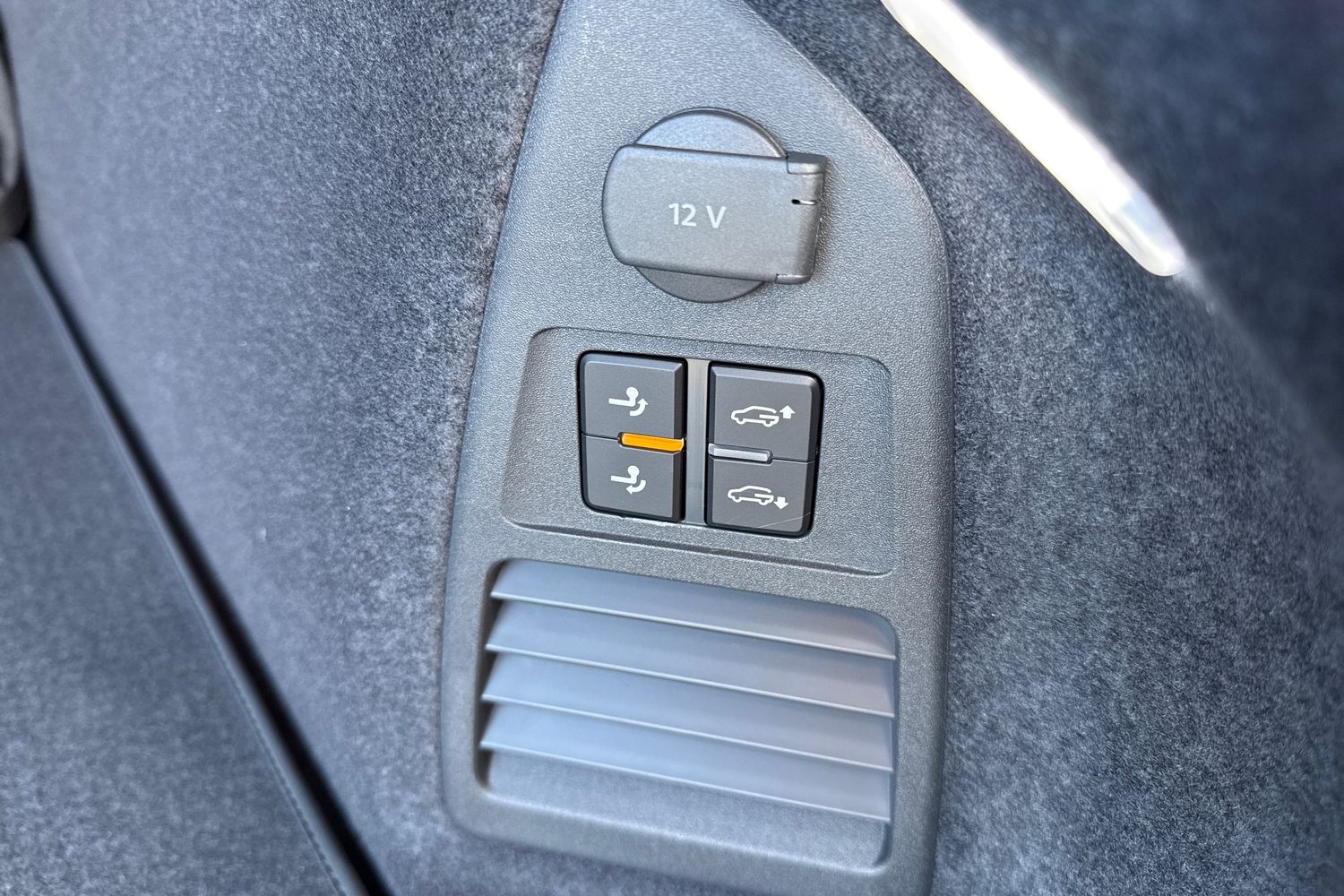 Vehicle 32