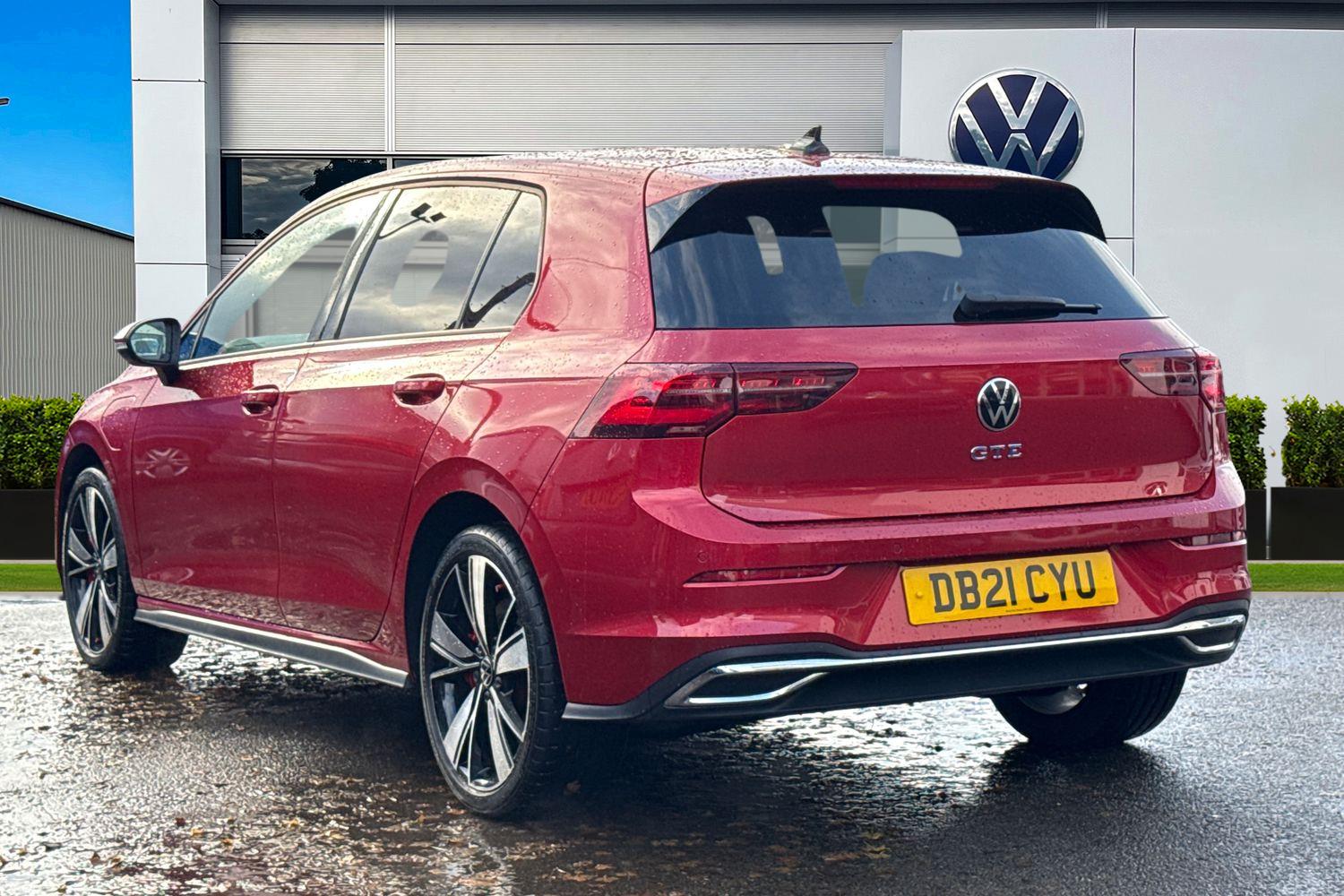 Used Volkswagen Golf 2021 for sale - 76480902: Photo 2