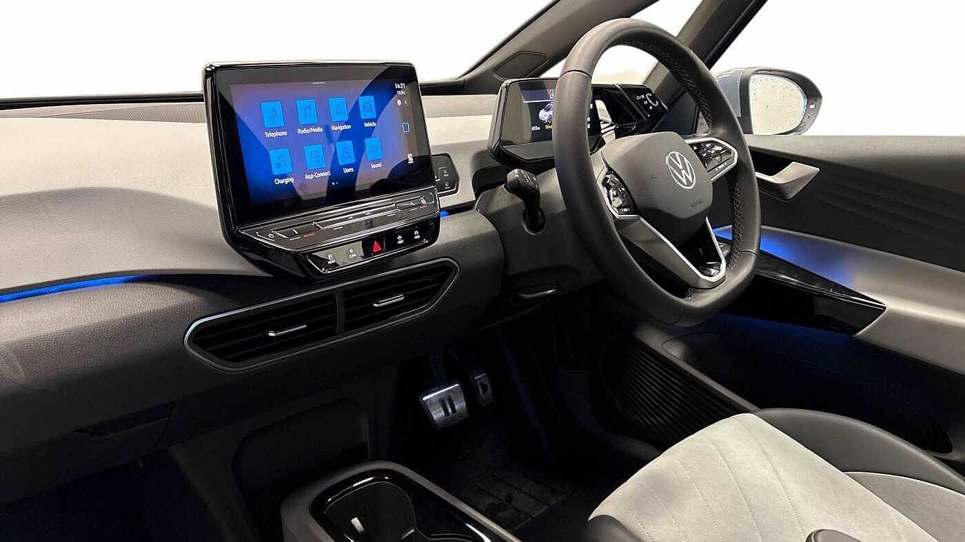 Used Volkswagen ID.3 2023 for sale - 77262539: Photo 2