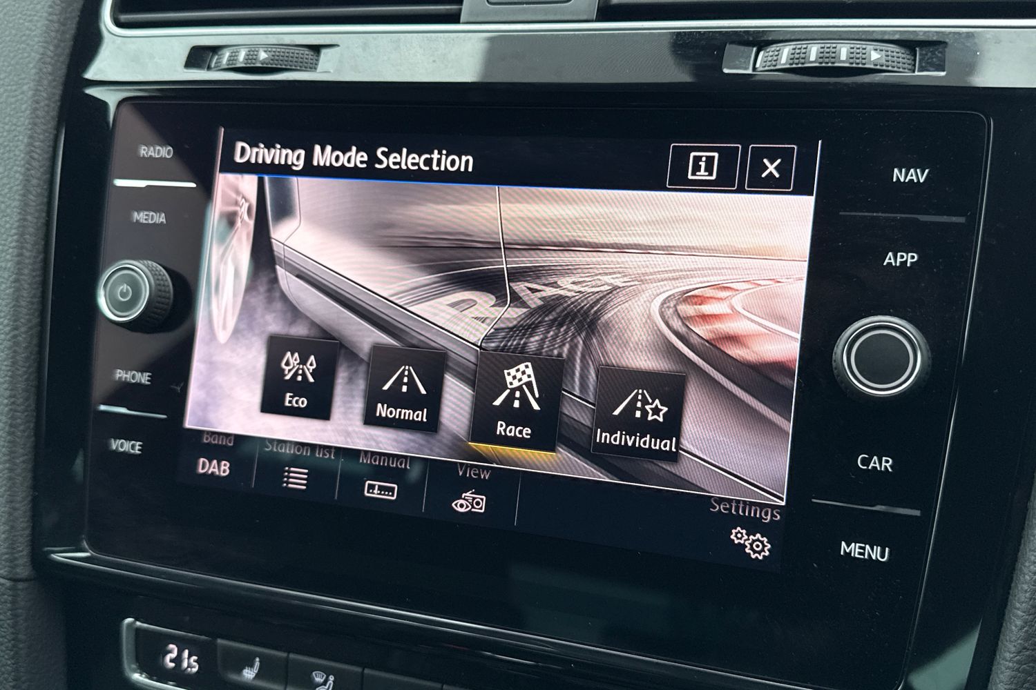 Used Volkswagen Golf 2017 for sale - 76558119: Photo 45