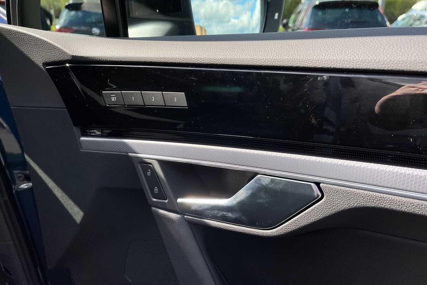 Used Volkswagen Touareg 2022 for sale - 76617095: Photo 30