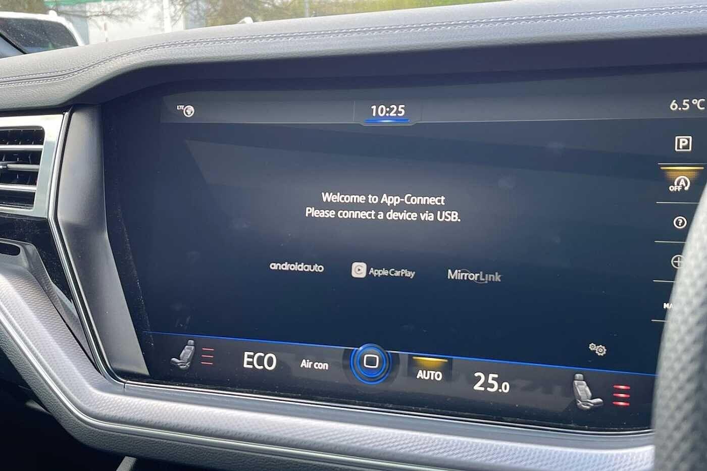 Used Volkswagen Touareg 2022 for sale - 76617095: Photo 36