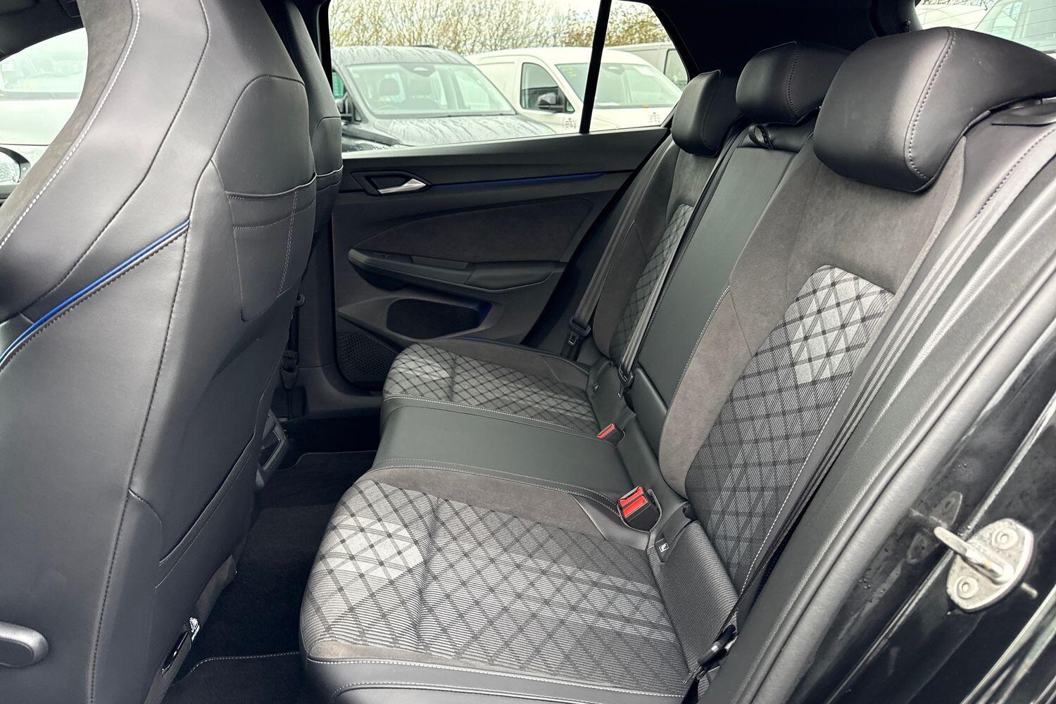 Used Volkswagen Golf 2025 for sale - 77649233: Photo 32