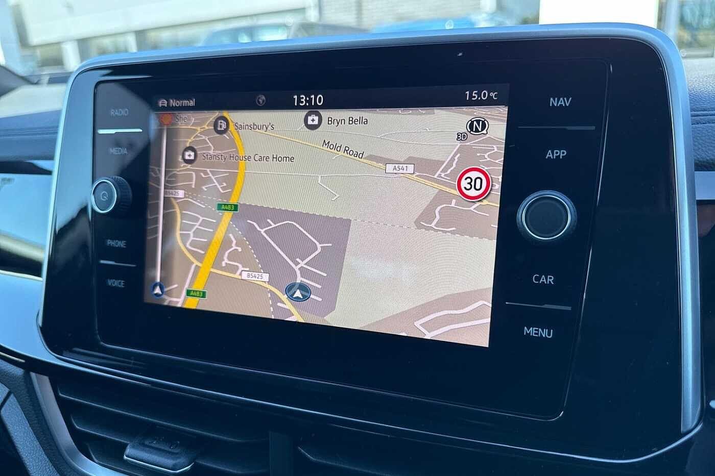 Used Volkswagen T-Roc 2025 for sale - 76250623: Photo 11