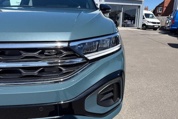 Used Volkswagen T-Roc 2025 for sale - 76250623: Photo 24