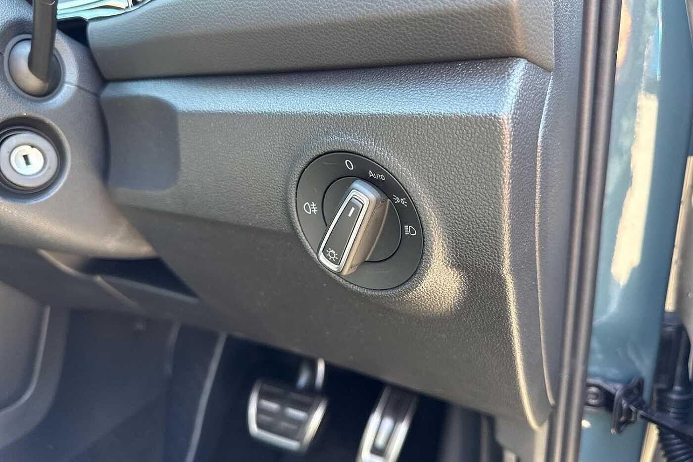 Used Volkswagen T-Roc 2025 for sale - 76250623: Photo 37