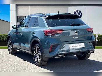 Used Volkswagen T-Roc 2025 for sale - 76250623: Photo 3