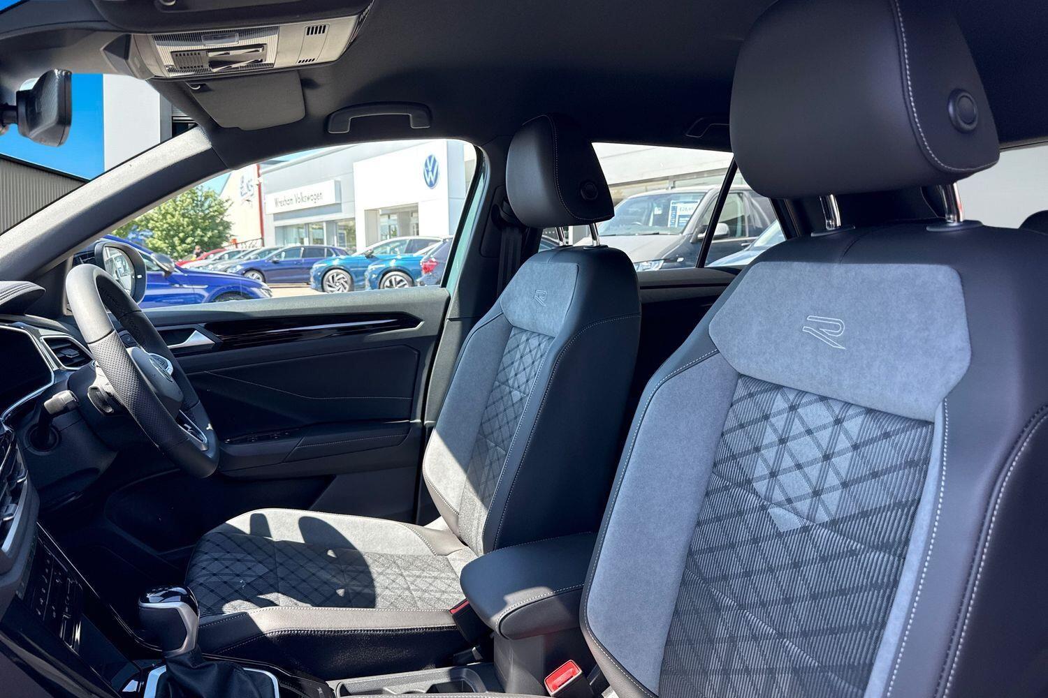 Used Volkswagen T-Roc 2025 for sale - 76250623: Photo 69