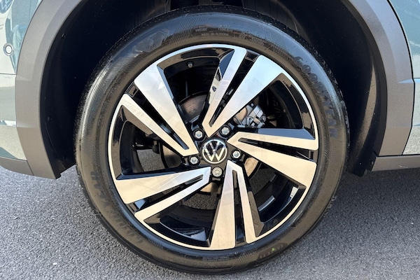 Used Volkswagen T-Roc 2025 for sale - 76250623: Photo 82