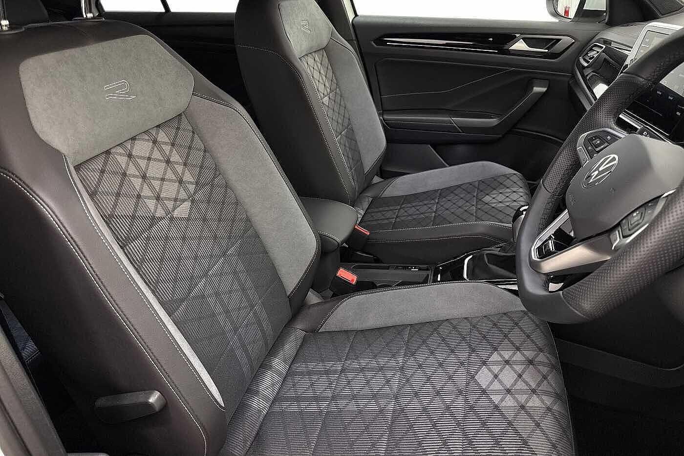 Used Volkswagen T-Roc 2025 for sale - 76884133: Photo 11