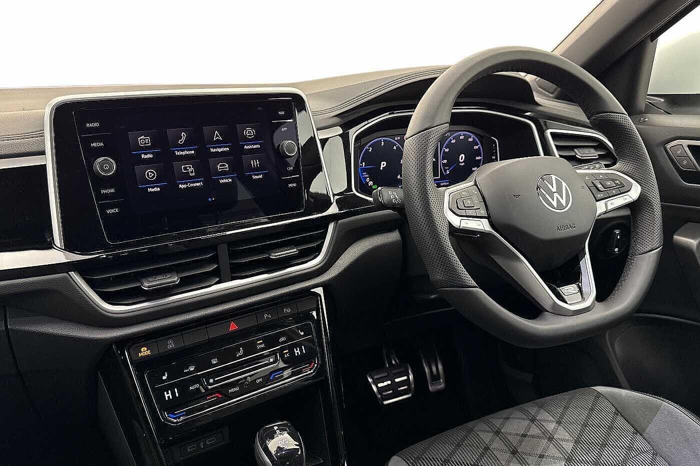 Used Volkswagen T-Roc 2025 for sale - 76884133: Photo 2