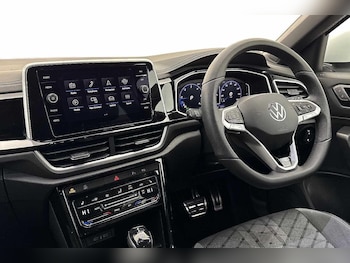 Used Volkswagen T-Roc 2025 for sale - 76884133: Photo