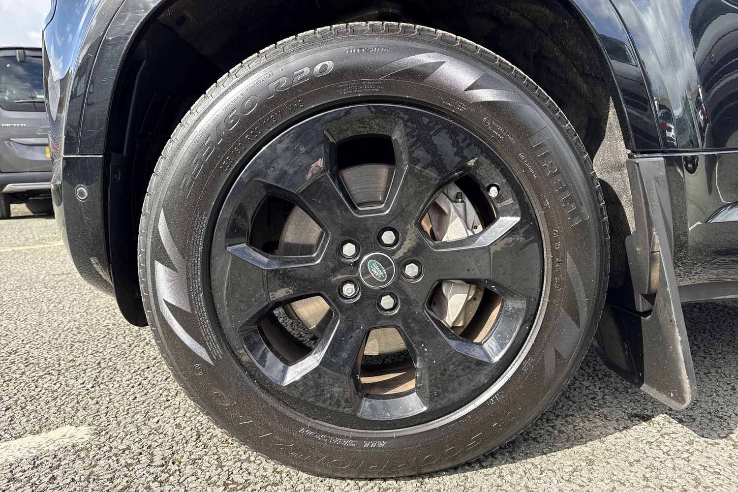 Used Land Rover Defender 110 2023 for sale - 78069999: Photo 12