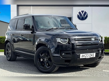 Used Land Rover Defender 110 2023 for sale - 78069999: Photo