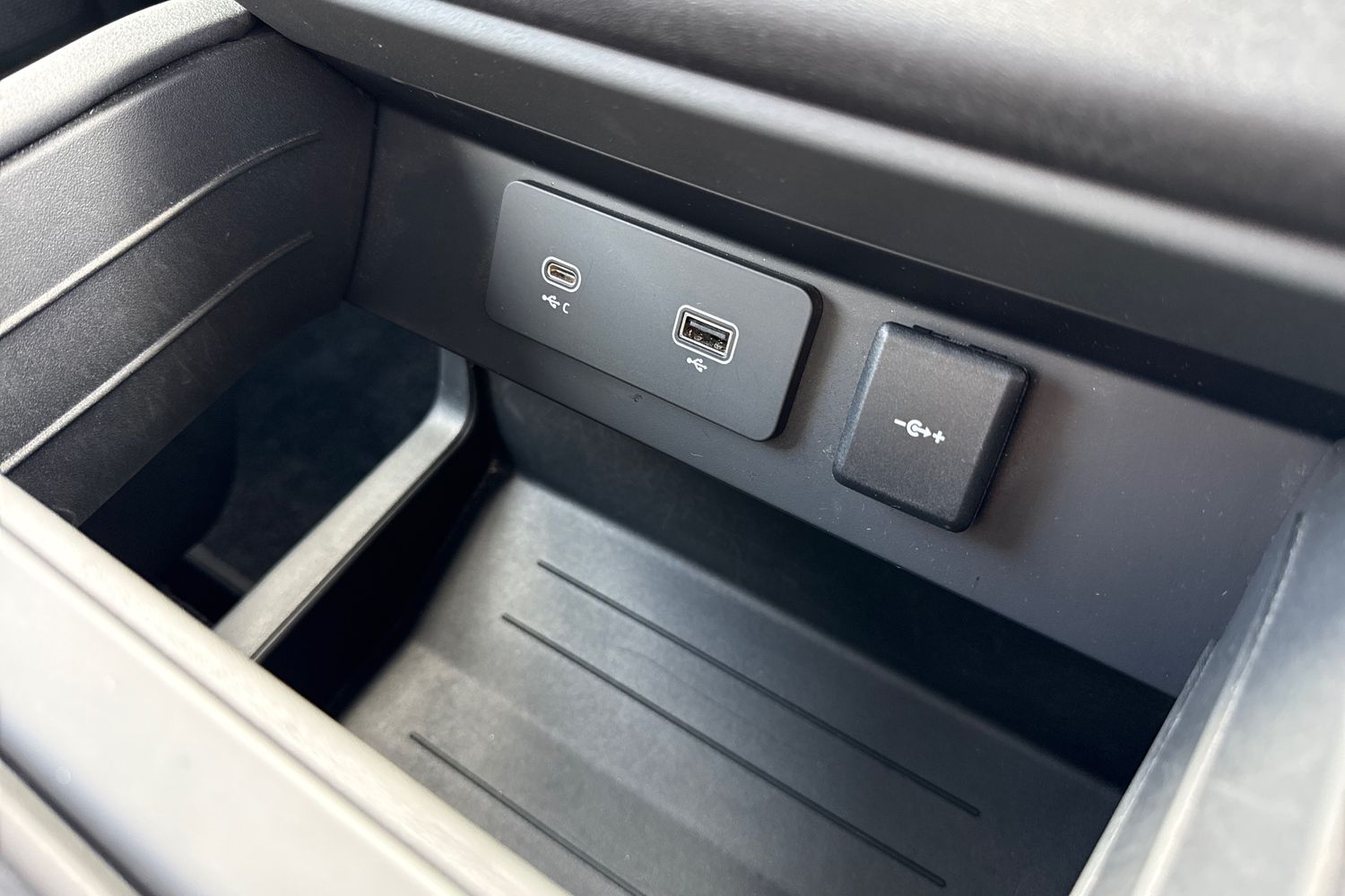 Used Land Rover Defender 110 2023 for sale - 78069999: Photo 43