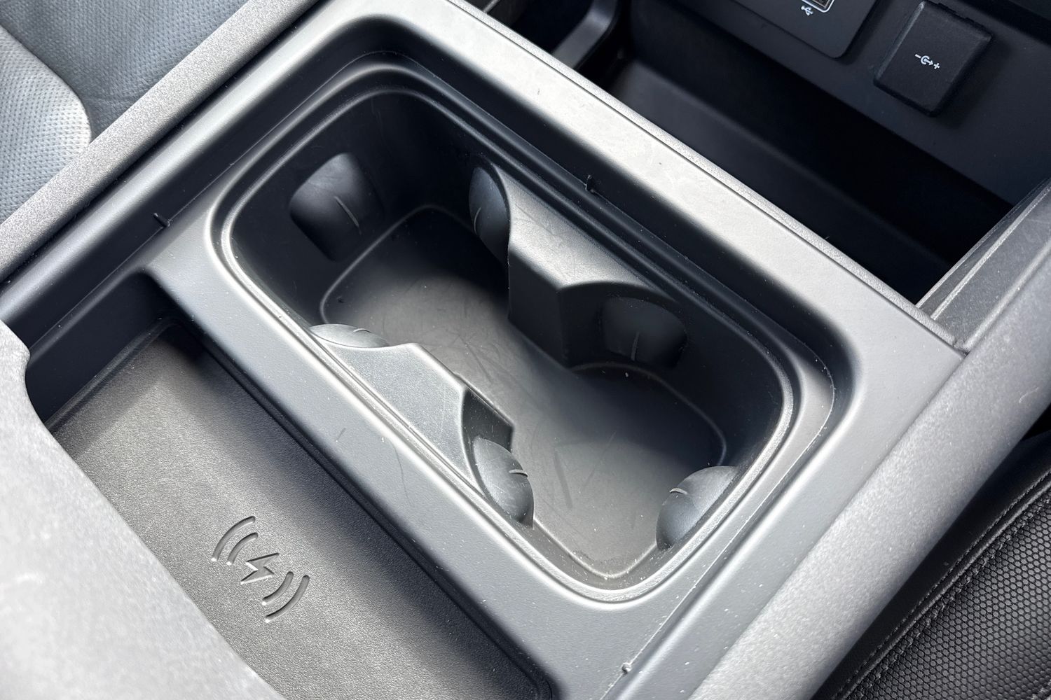 Used Land Rover Defender 110 2023 for sale - 78069999: Photo 44