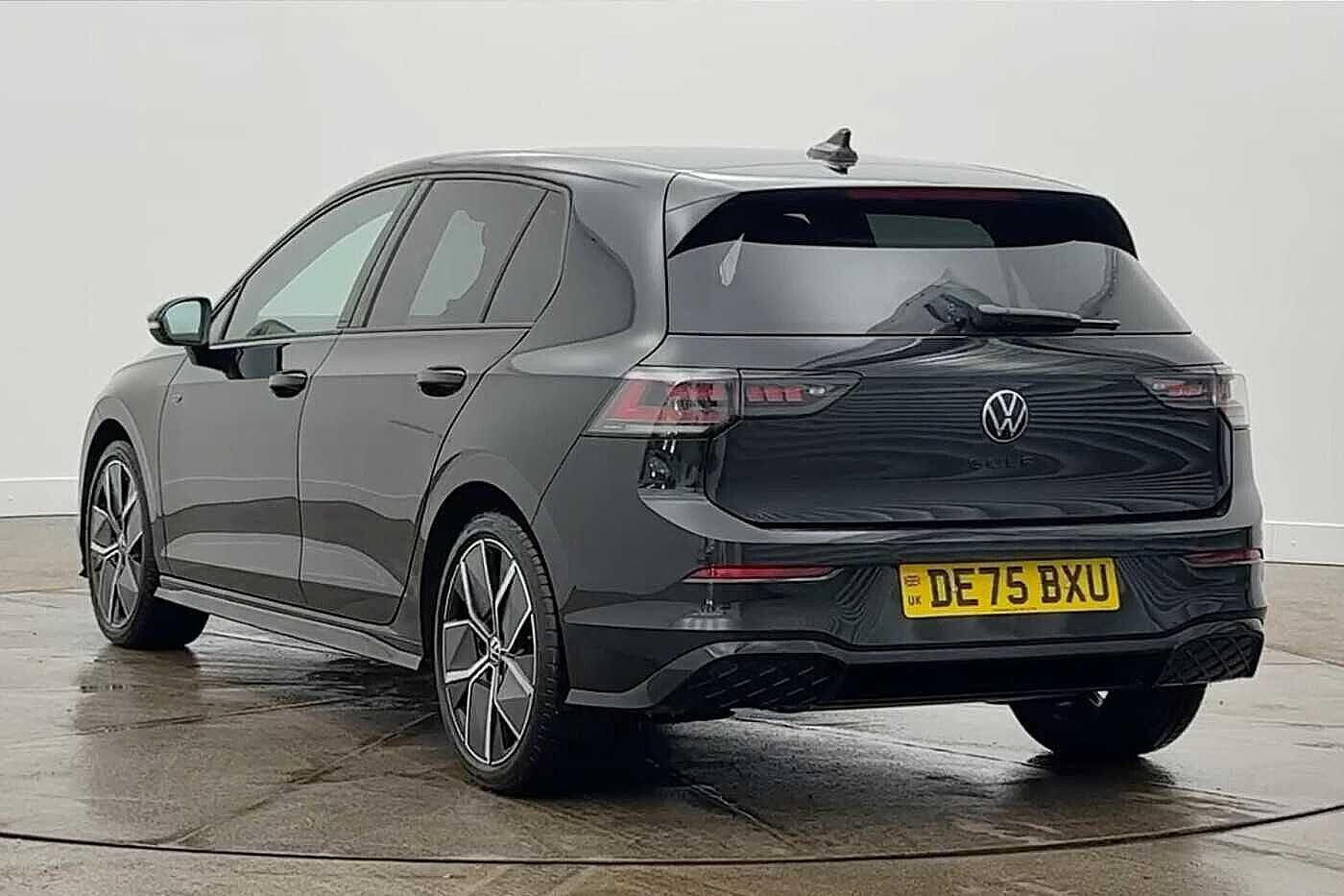 Used Volkswagen Golf 2025 for sale - 77297443: Photo 3