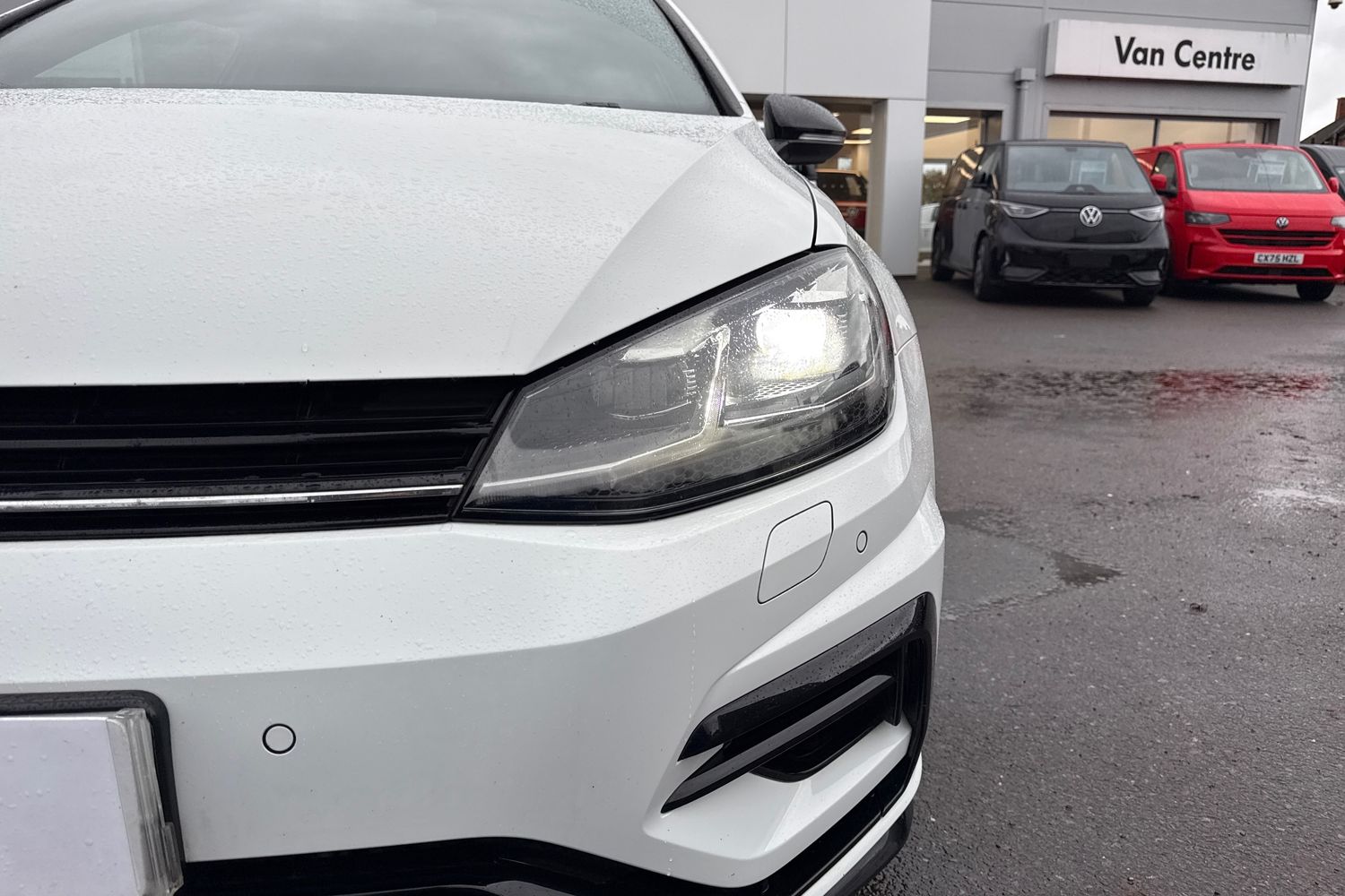 Used Volkswagen Golf 2017 for sale - 76685781: Photo 30