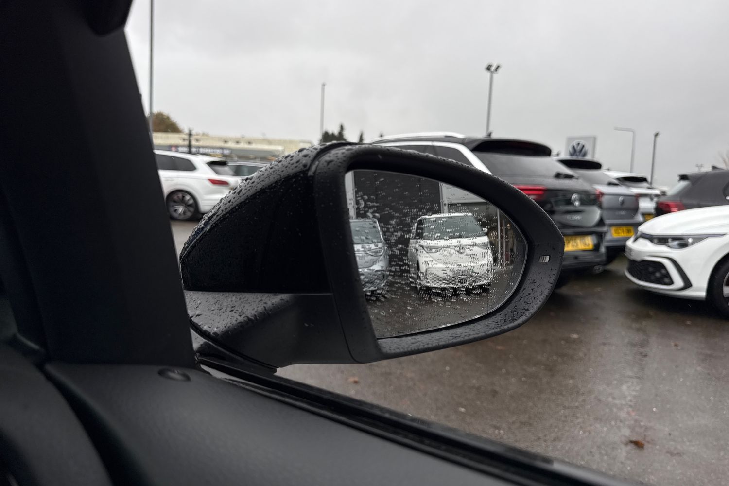 Used Volkswagen Golf 2017 for sale - 76685781: Photo 36