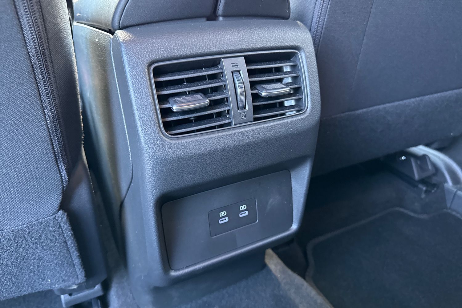 Used Nissan X-Trail 2024 for sale - 78121113: Photo 37