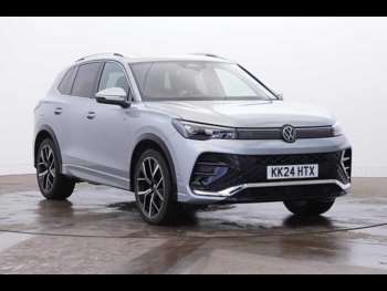 2024 - 2.0TDI (150ps) R-Line DSG Ã¢ ­ Panoramic Roof, Tow Bar, Assistance PackÃ¢ 5-Door