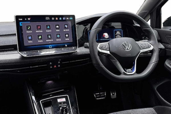 Used Volkswagen Golf 2025 for sale - 76299981: Photo 2