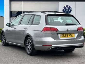 Used Volkswagen Golf 2018 for sale - 74770491: Photo