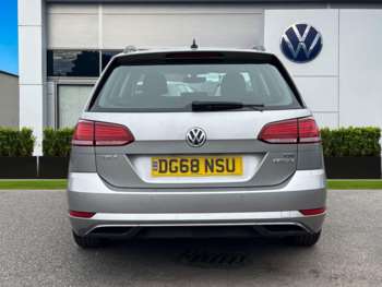 Used Volkswagen Golf 2018 for sale - 74770491: Photo