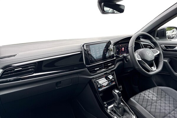 Used Volkswagen T-Roc 2025 for sale - 76106789: Photo 14