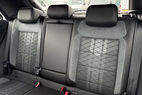 Used Volkswagen T-Roc 2025 for sale - 76106789: Photo 18