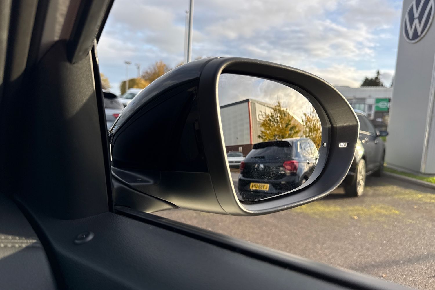 Used Volkswagen T-Roc 2025 for sale - 76106789: Photo 39