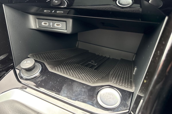 Used Volkswagen T-Roc 2025 for sale - 76106789: Photo 40